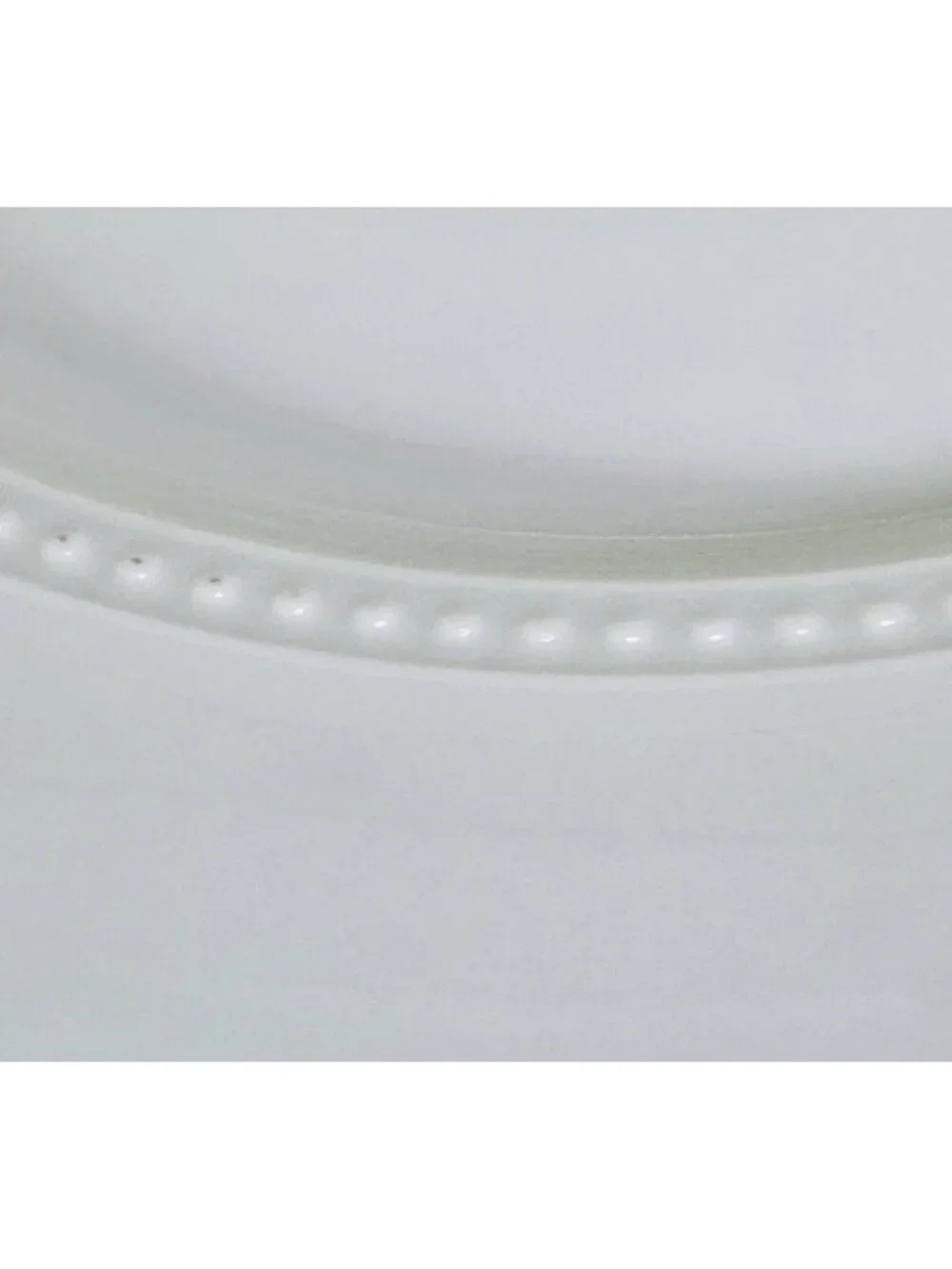 Threshold Target BEADED WHITE Embossed Beaded Band Procelain Dinner Plates Set 2